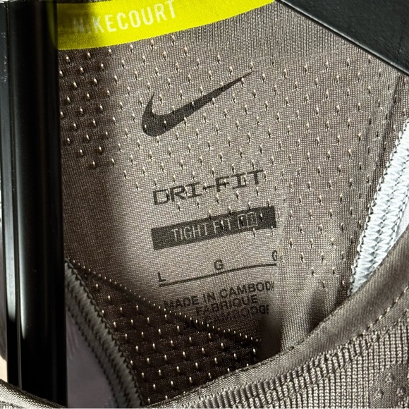 Nike Court Slam Dri-FIT Tennis Tank NWT Women’s L Gray Athleisure Top - Picture 5 of 9